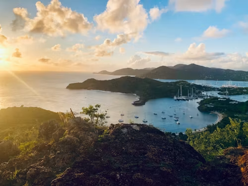 Antigua & Barbuda: hero: immediate destination identity