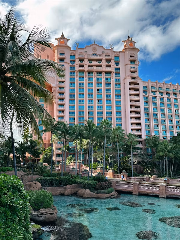 Bahamas: Easy access with a slower rhythm