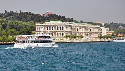 How deeply to explore for Istanbul: Çırağan Palace from the Bosphorus, Istanbul, Turkey 001