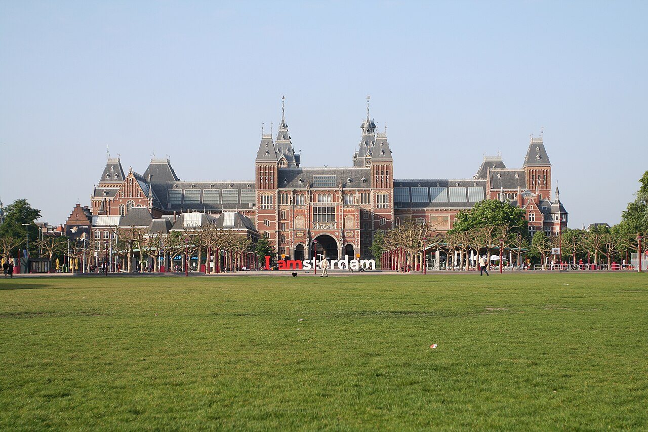 Museum Quarter: RijksmuseumAmsterdamMuseumplein