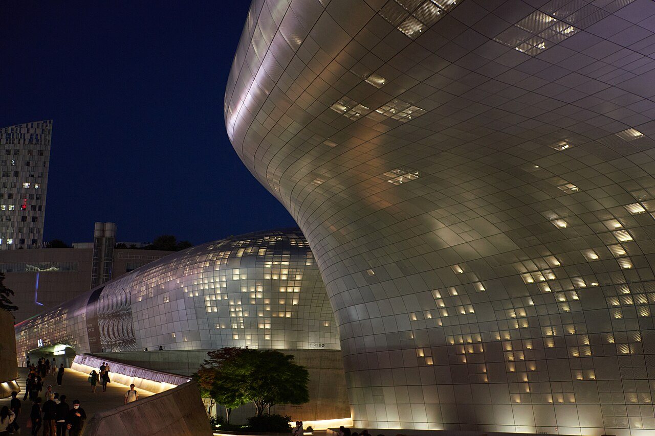 Contemporary Seoul: Dongdaemun Design Plaza DDP2369