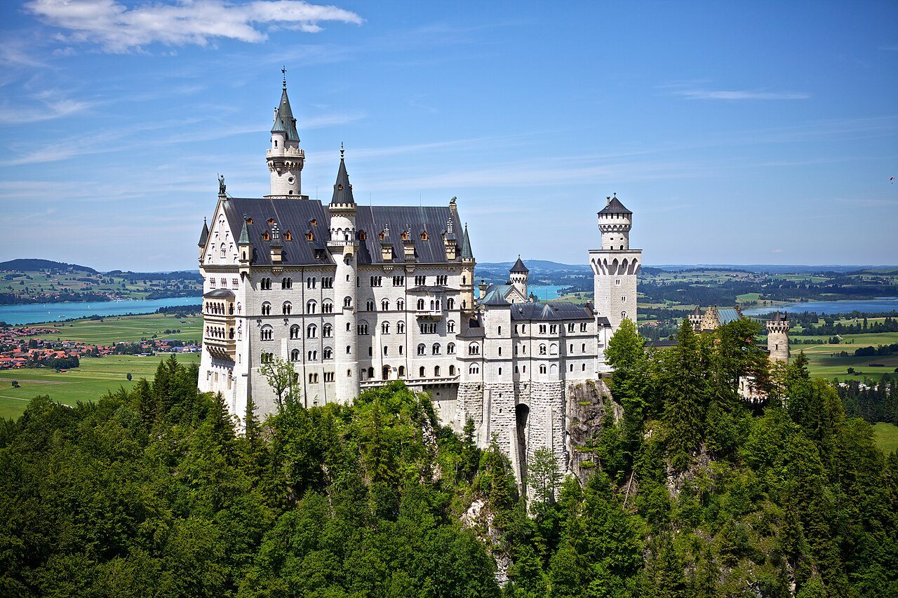 Alps or castles: Neuschwanstein Castle (532850)