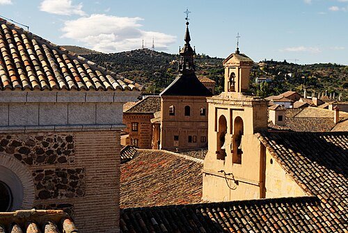 A broader city stay for Madrid: Torre y espadaña. Toledo, España
