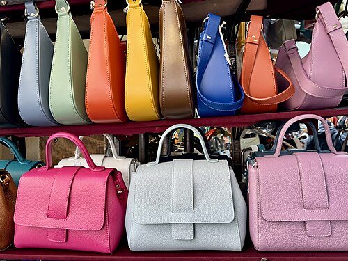 A deeper regional extension for Florence: Florence Leather Market