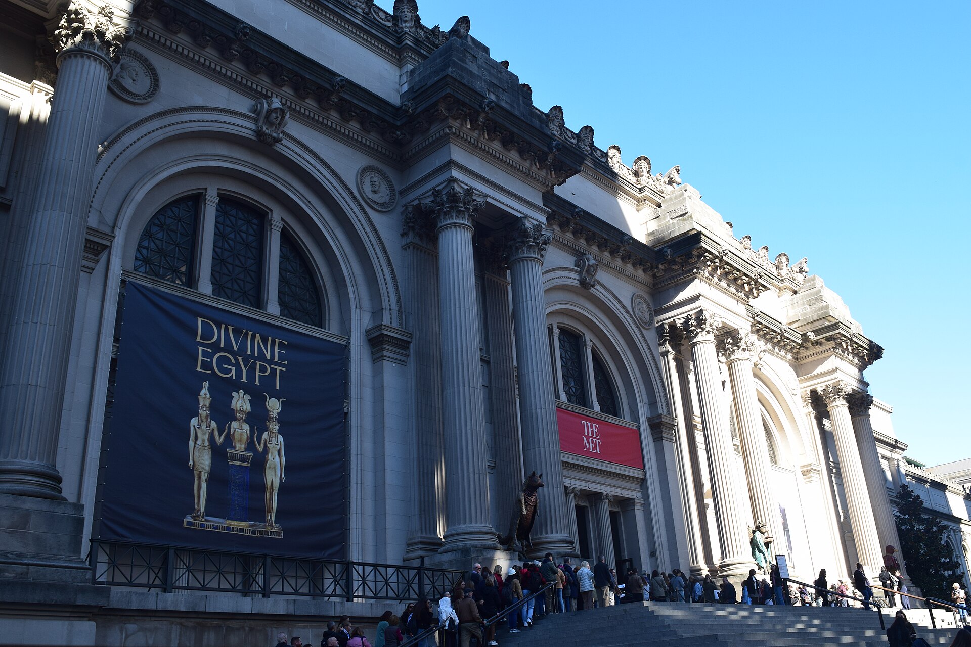 The Fifth Avenue entrance and monumental facade of the Metropolitan Museum of Art