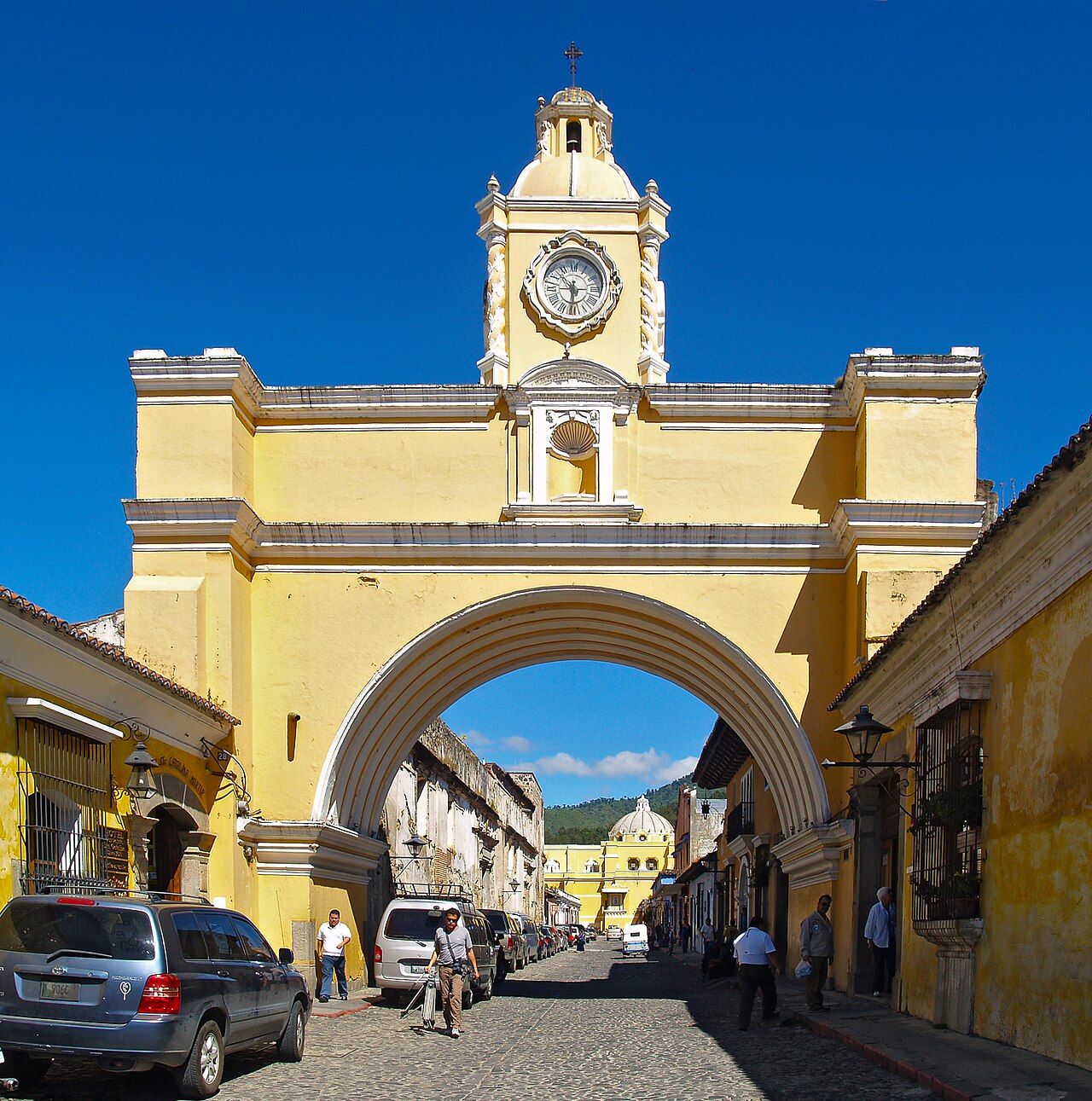Antigua's Santa Catalina Arch framed by Volcán de Agua