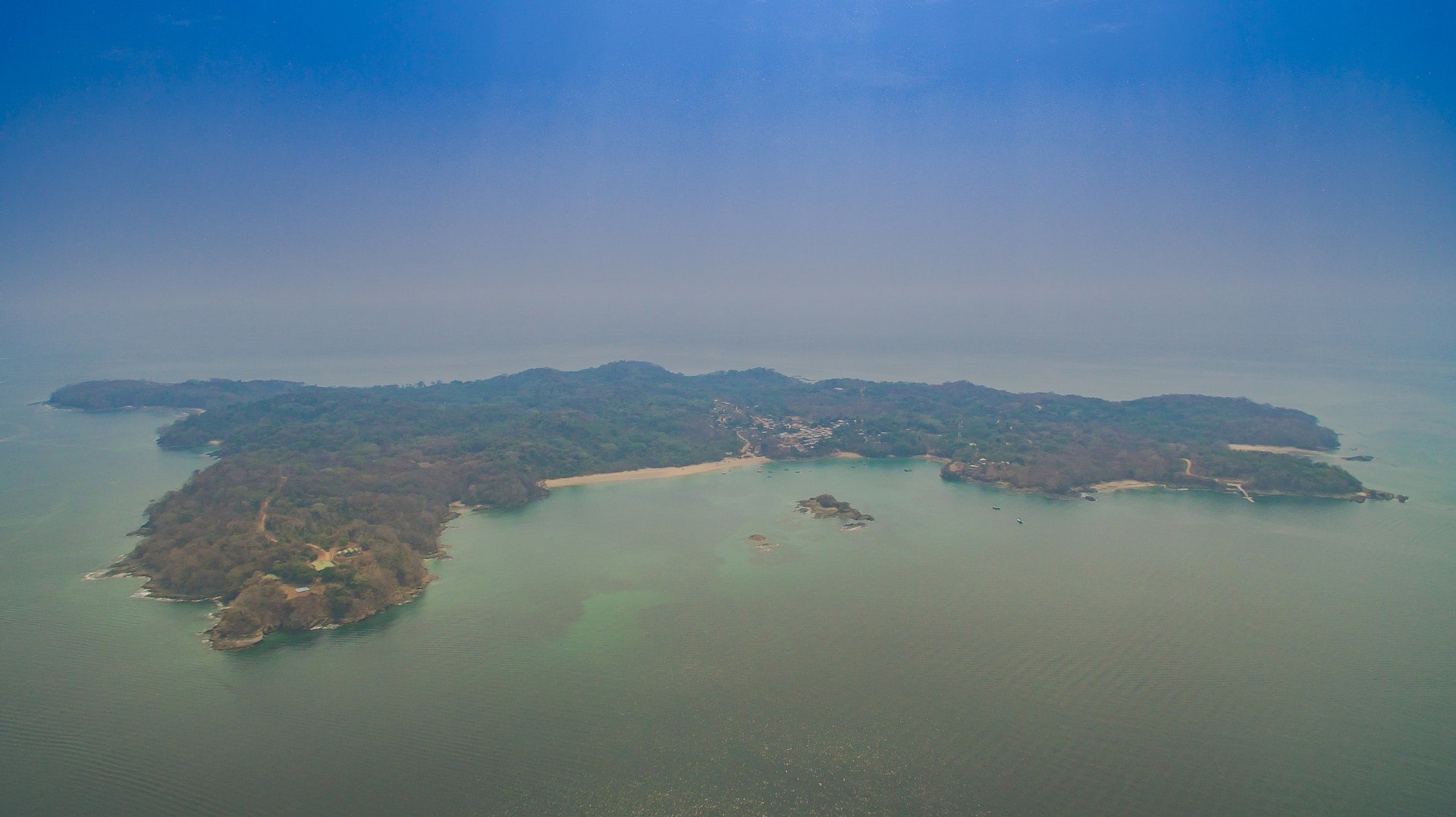 Contadora and neighboring Pacific waters in Panama's Pearl Islands