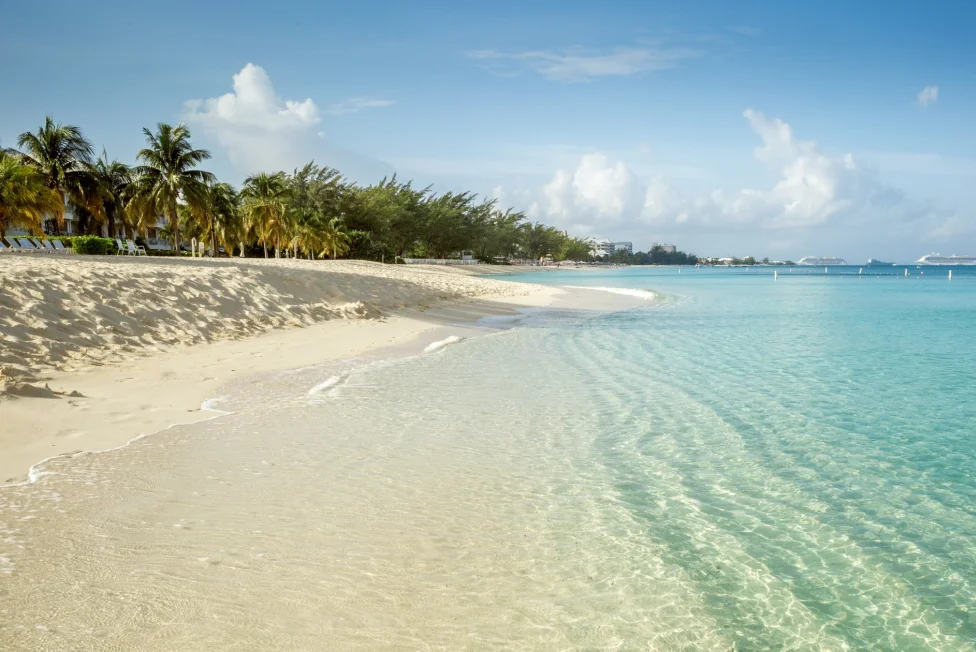Cayman Islands: Seven Mile Beach