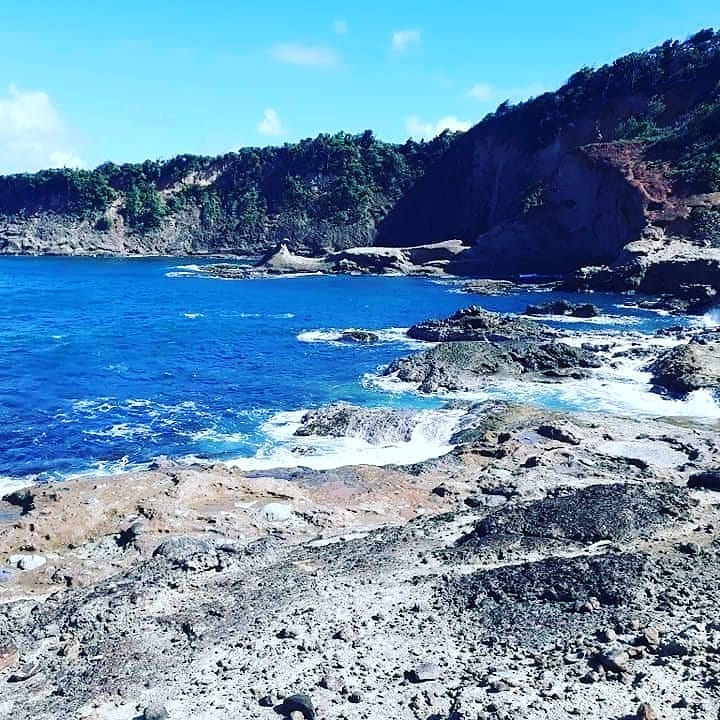Dominica: Volcanic Coast & Hidden Beaches