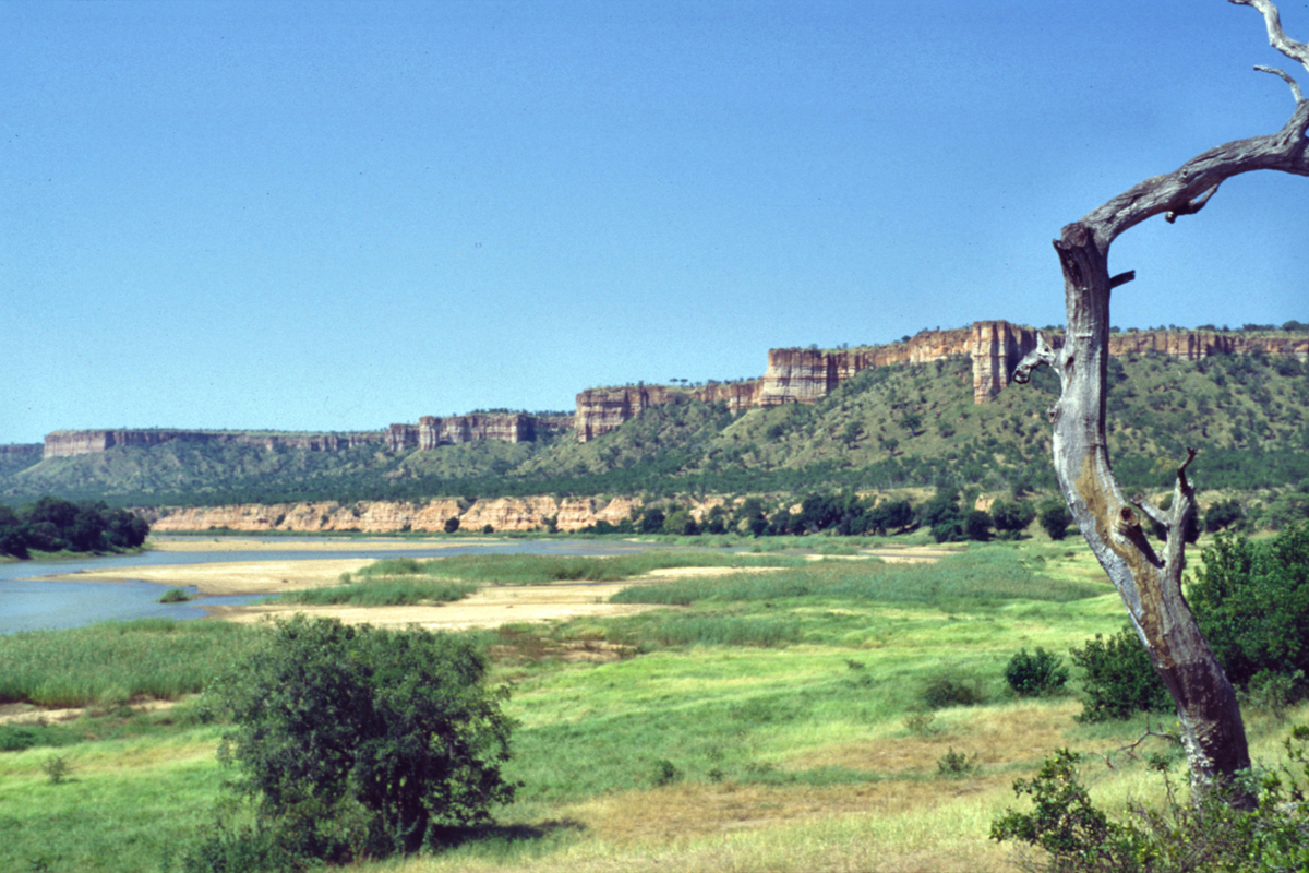 The red Chilojo Cliffs above the Runde River floodplain in Gonarezhou National Park